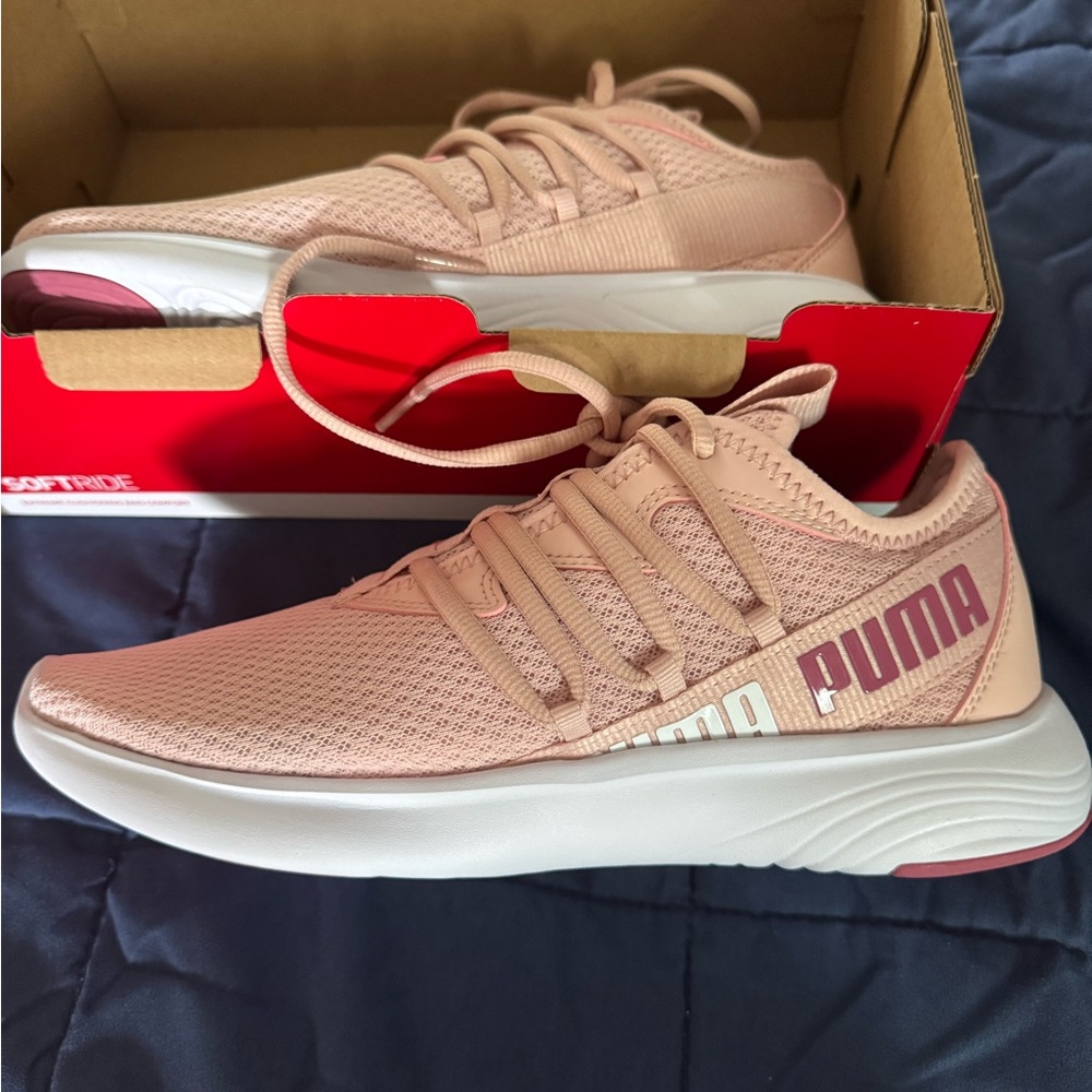 Puma Pink 🩷 Rose Quartz Sneakers